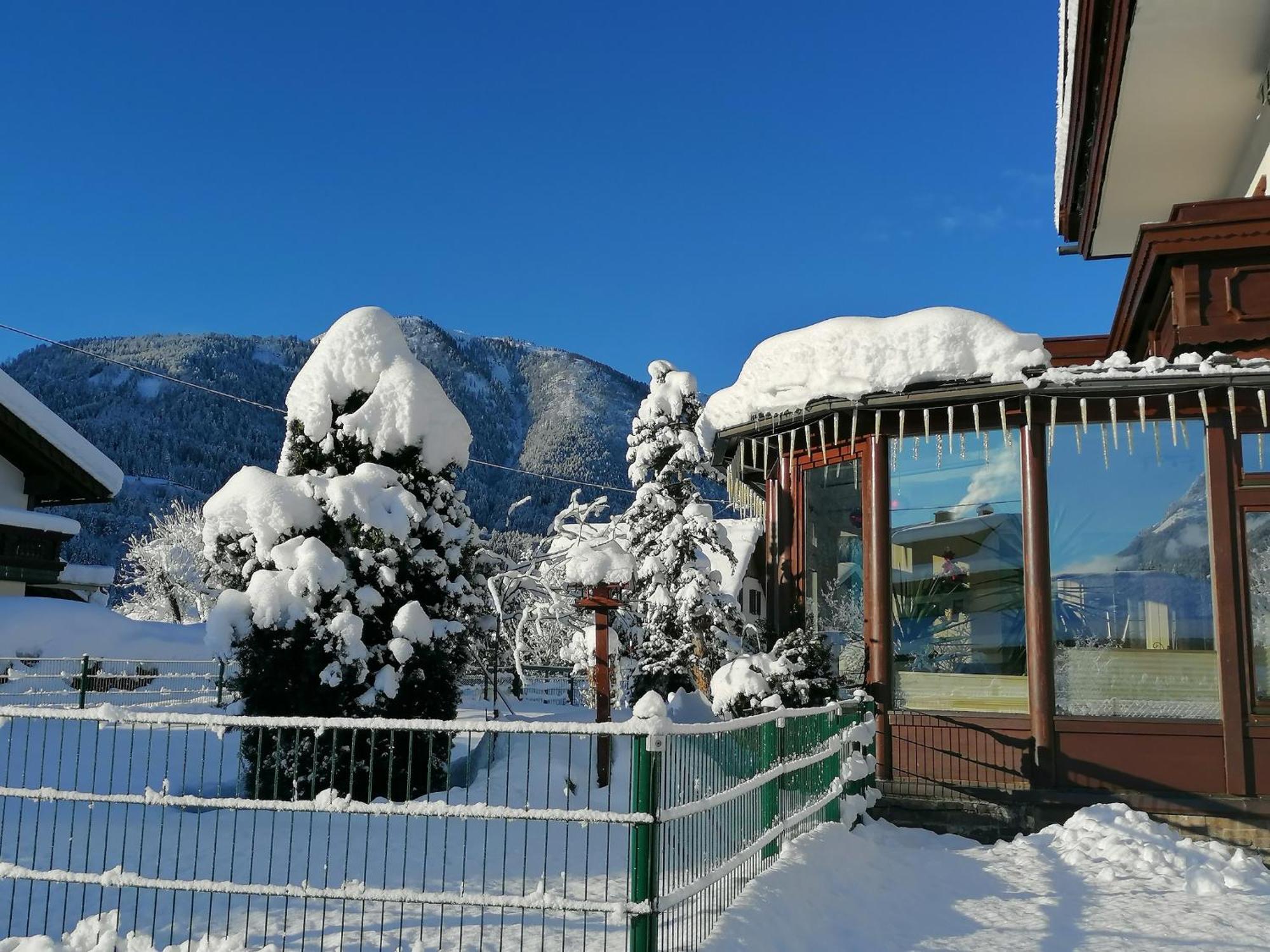 Pension Leyrer Kotschach-Mauthen Exteriör bild