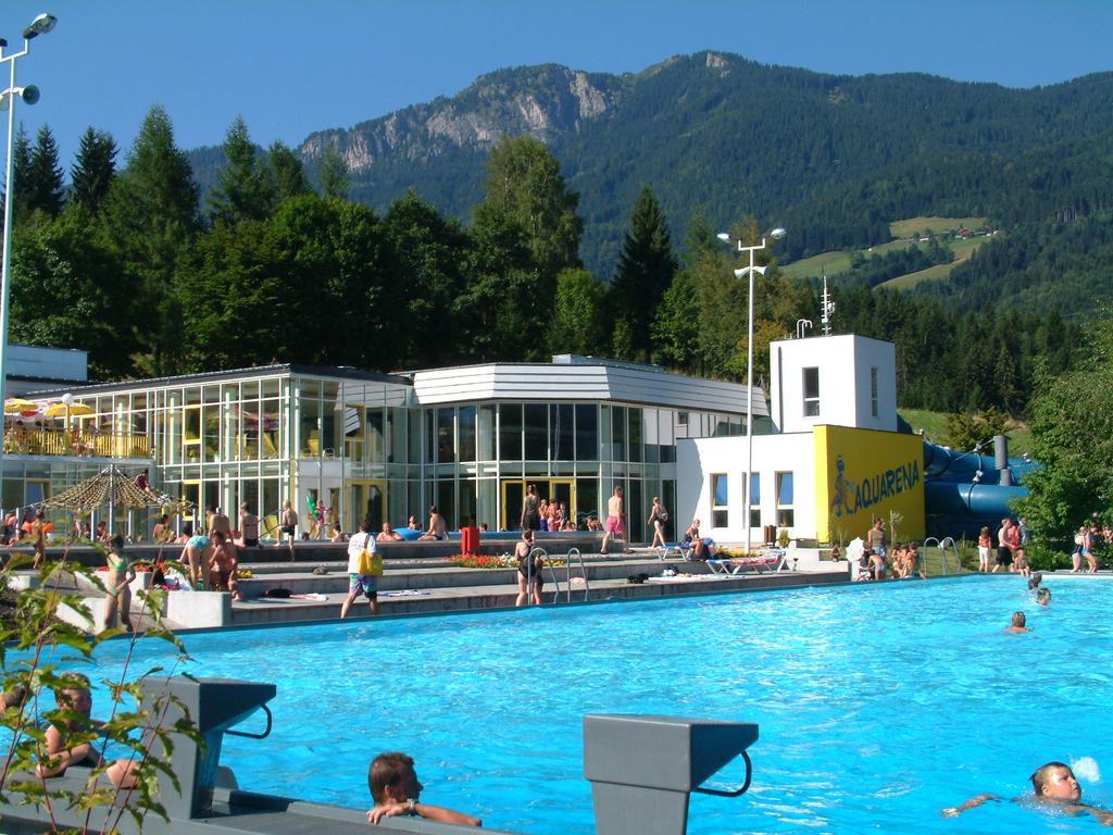 Pension Leyrer Kotschach-Mauthen Exteriör bild